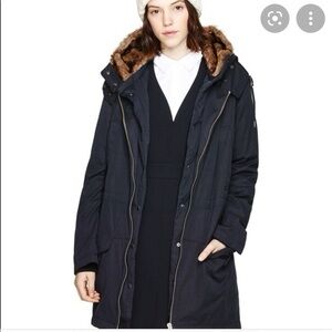 Aritzia TNA Vanda Parka- Black Medium